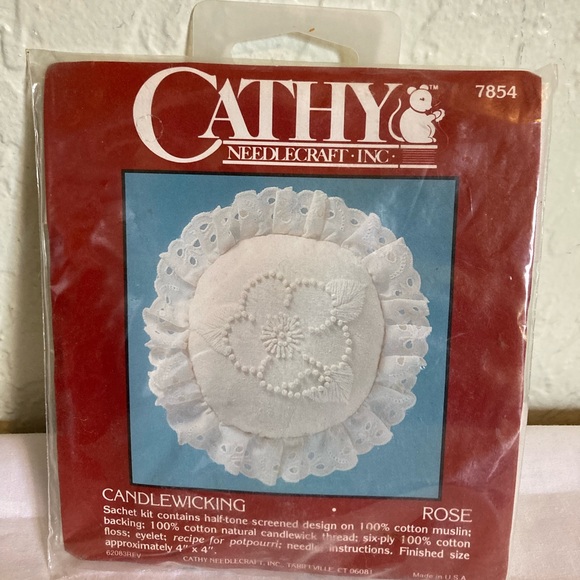 Cathy Needlecraft Rose 4”x4” Candlewicking Kit #7854 Sachet Pillow Potpourri - Picture 2 of 4